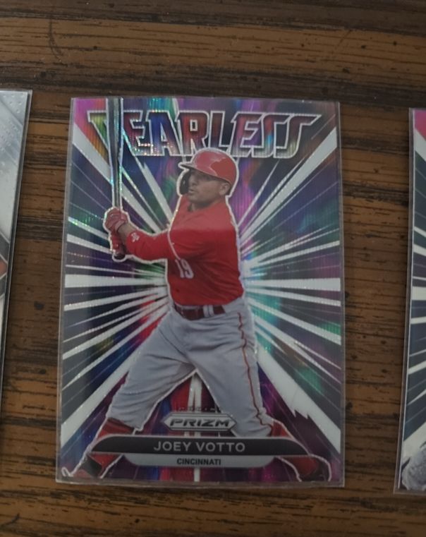 2022 Panini Prizm #FL-17 Joey Votto Fearless — front