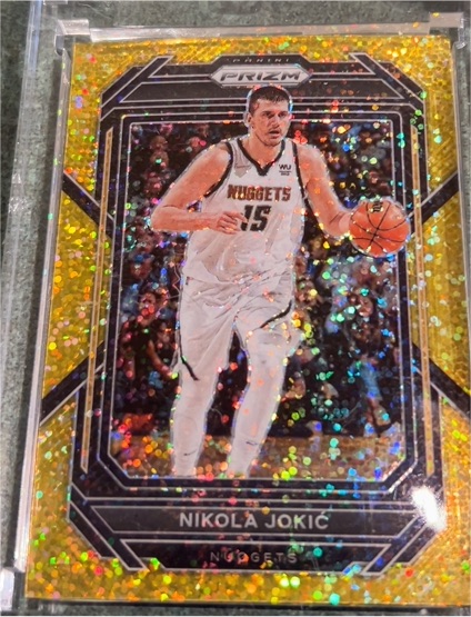2022-23 Panini Prizm #15 Nikola Jokic — front