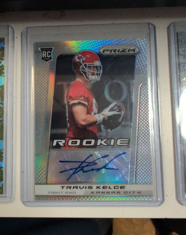 2013 Panini Prizm #292 Travis Kelce Rookie RC Auto — front