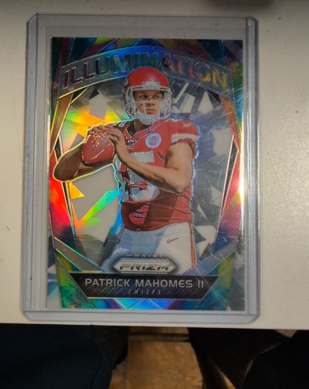 2017 Panini Prizm #3 Patrick Mahomes II Illumination — front