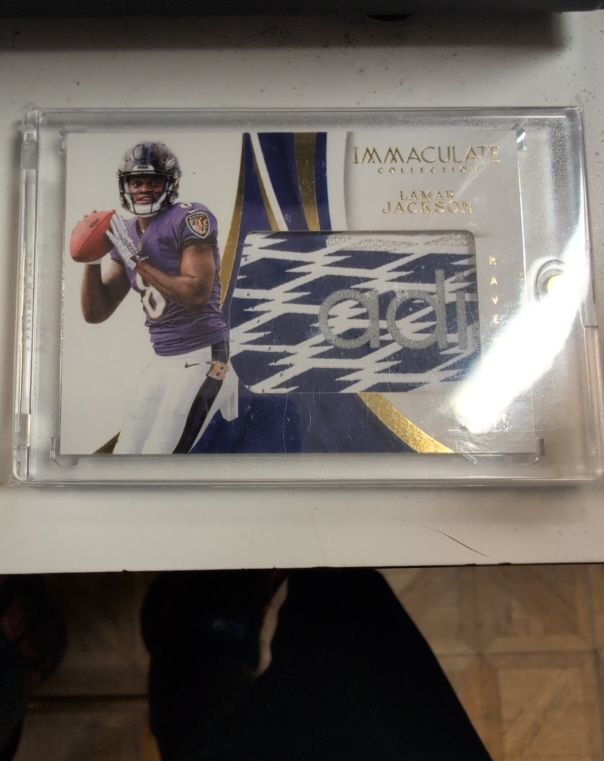 2020 Panini Immaculate Collection Lamar Jackson — front