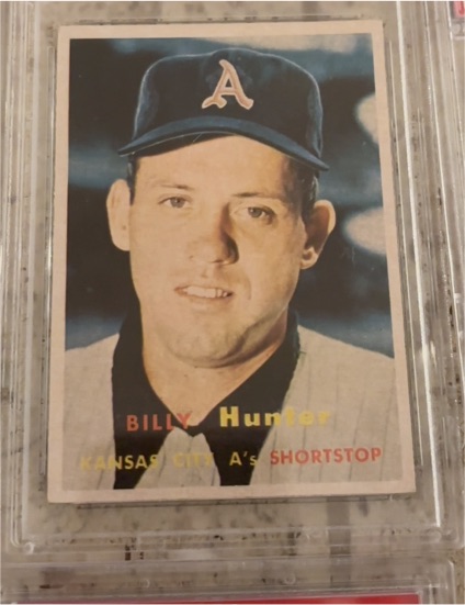 1957 Topps #207 Billy Hunter — front