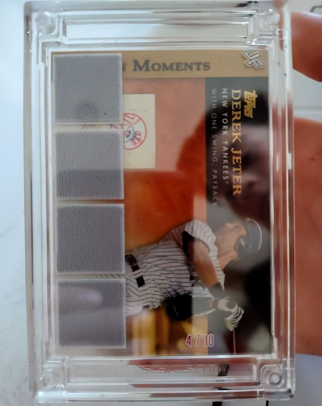 2012 Topps Golden Moments Series Two #GM-30 Derek Jeter — front