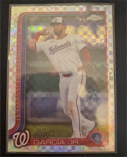 2025 Topps Chrome #269 Luis Garcia Jr. — front