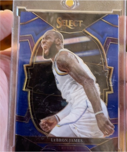 2022-23 Panini Select #26 LeBron James Concourse Blue — front