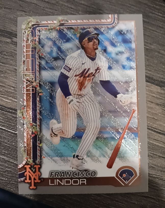 2025 Topps Holiday #H171 Francisco Lindor — front