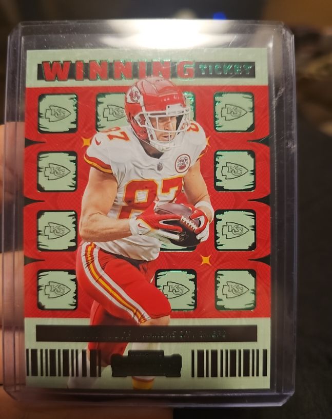 2022 Panini Contenders Winning Ticket #WT-TKE Travis Kelce — front