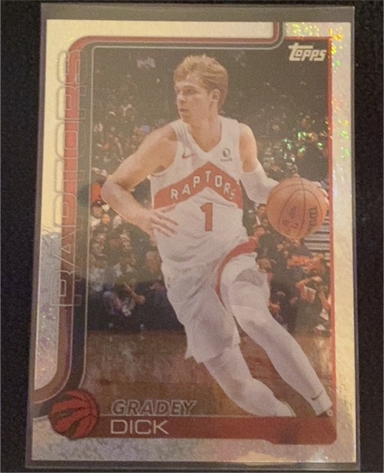 2025-26 Topps #28 Gradey Dick — front