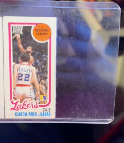 1980-81 Topps #132 Kareem Abdul-Jabbar — front