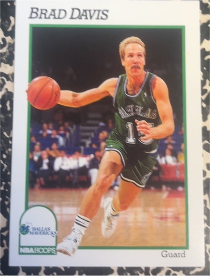 1991-92 Hoops #44 Brad Davis — front