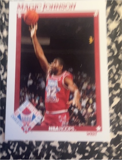 1991-92 Hoops #266 Magic Johnson — front
