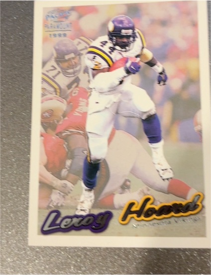 1999 Pacific Paramount #44 Leroy Hoard — front
