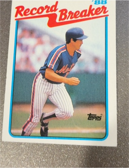 1988 Topps #88 Kevin McReynolds Record Breaker — front