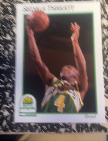 1991-92 Hoops #204 Sedale Threatt Seattle SuperSonics — front
