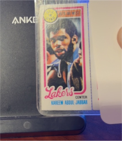 1980-81 Topps #8 Kareem Abdul-Jabbar — front