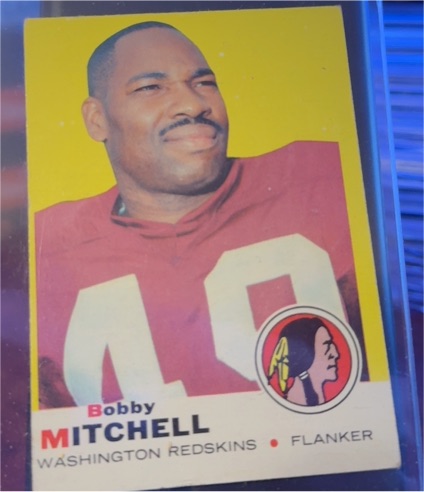 1969 Topps #114 Bobby Mitchell — front