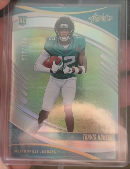 2025 Panini Absolute Football #186 Travis Hunter — front