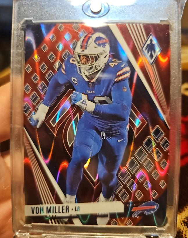 2023 Panini Phoenix #40 Von Miller — front
