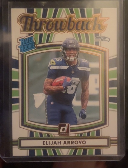 2025 Panini Donruss #44 Elijah Arroyo Throwback Rated Rookie — front