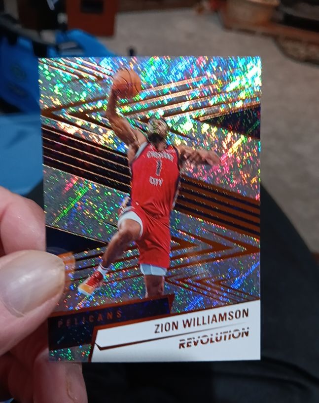 2024-25 Panini Revolution #50 Zion Williamson — front