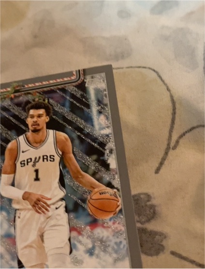 2025-26 Topps Holiday #H156 Victor Wembanyama — front