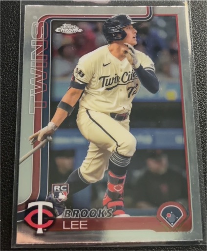 2025 Topps Chrome #234 Brooks Lee — front