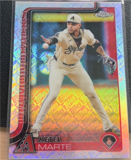 2025 Topps Chrome #128 Ketel Marte — front