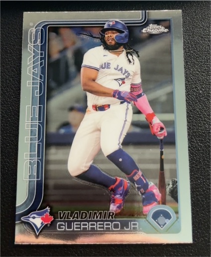 2025 Topps Chrome #163 Vladimir Guerrero Jr. — front