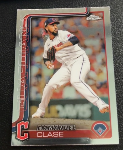 2025 Topps Chrome #326 Emmanuel Clase — front