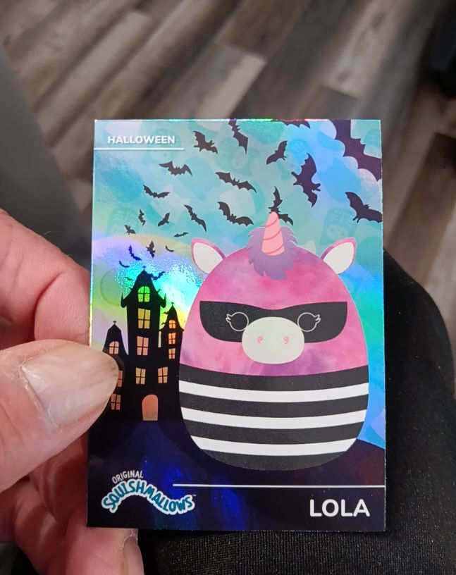2025 Panini Squishmallows Halloween #67 Lola — front
