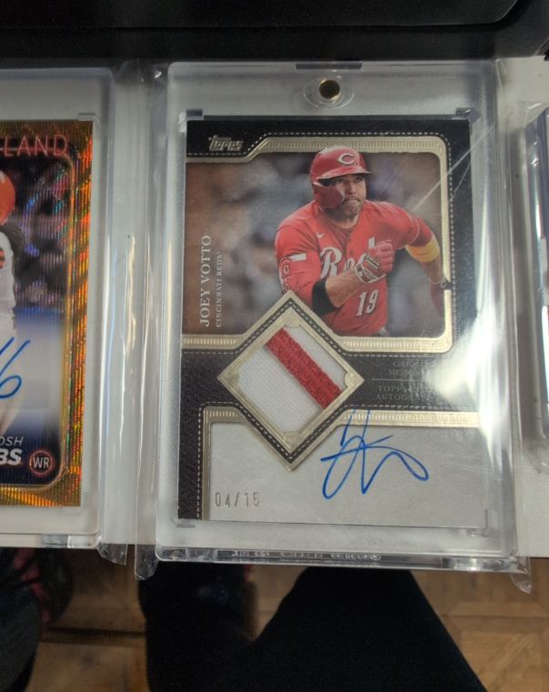 2025 Topps Update Flagship Autograph Patch #TFAP-JV Joey Votto — front
