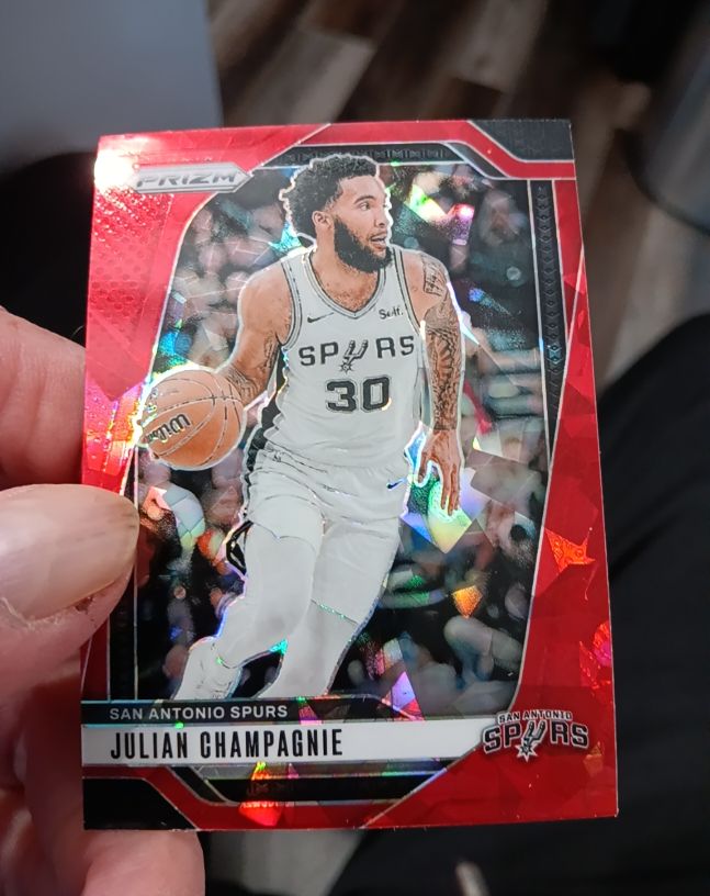 2024-25 Panini Prizm #158 Julian Champagnie — front