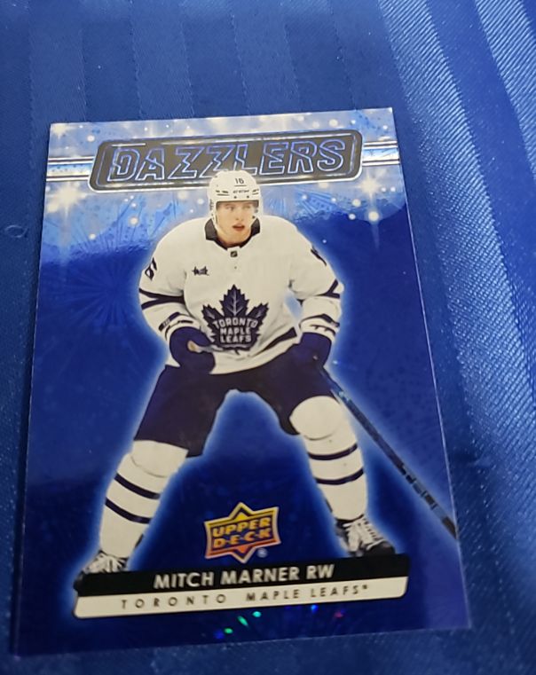 2023-24 Upper Deck Series 2 Dazzlers #DZ-85 Mitch Marner — front