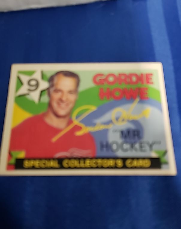 1971-72 O-Pee-Chee #262 Gordie Howe Special Collector's Card — front