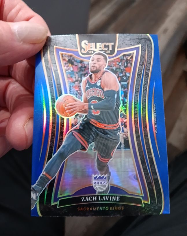 2024-25 Panini Select #325 Zach LaVine — front