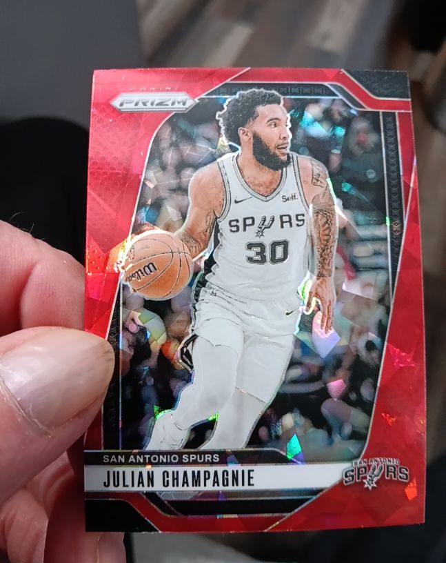 2024-25 Panini Prizm #158 Julian Champagnie — front