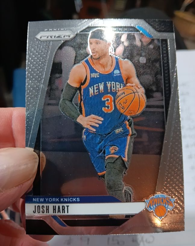2024-25 Panini Prizm #196 Josh Hart — front