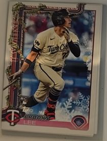 2025 Topps Holiday #H13 Brooks Lee — front