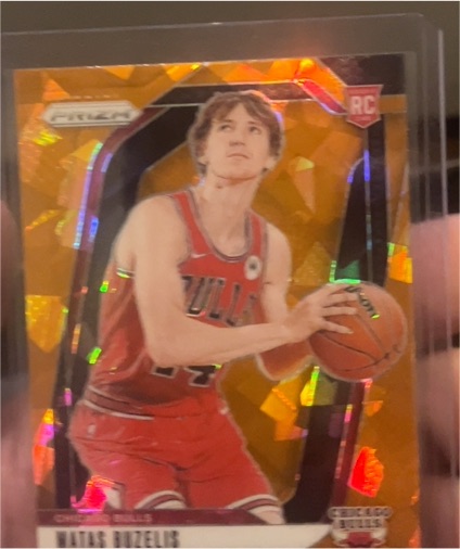 2024-25 Panini Prizm #252 Matas Buzelis — front