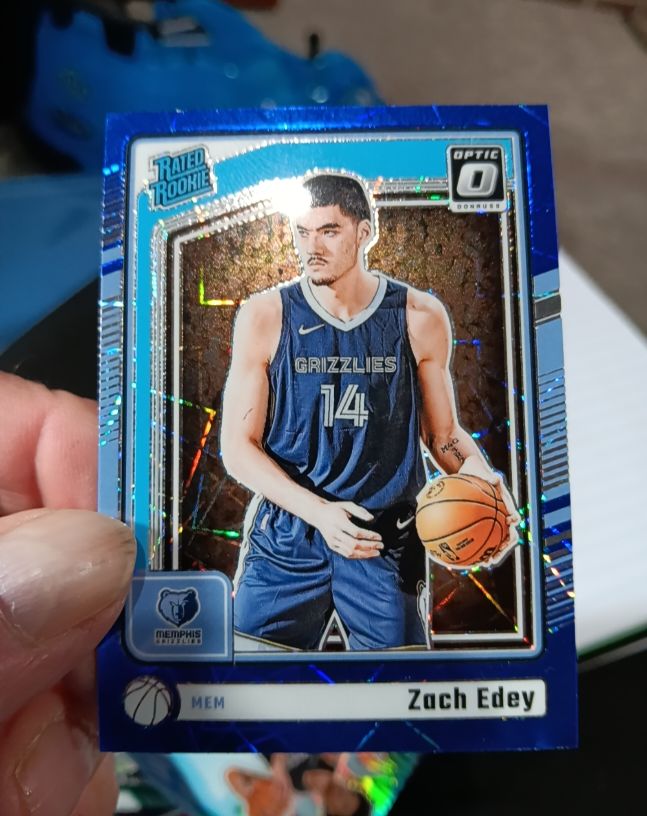2024-25 Panini Donruss Optic #288 Zach Edey — front