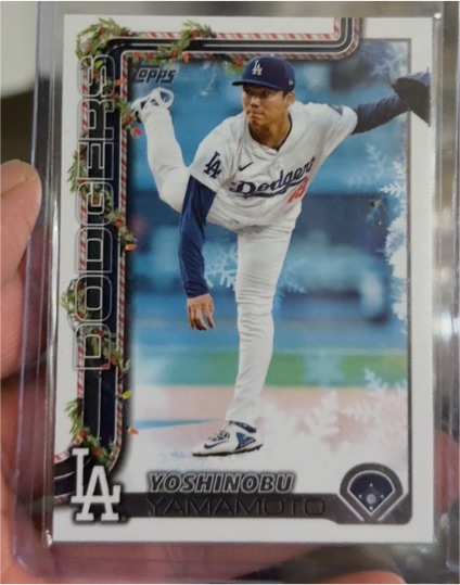 2025 Topps Holiday #H159 Yoshinobu Yamamoto — front