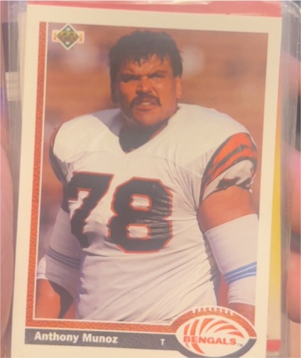 1991 Upper Deck #209 Anthony Munoz Cincinnati Bengals — front