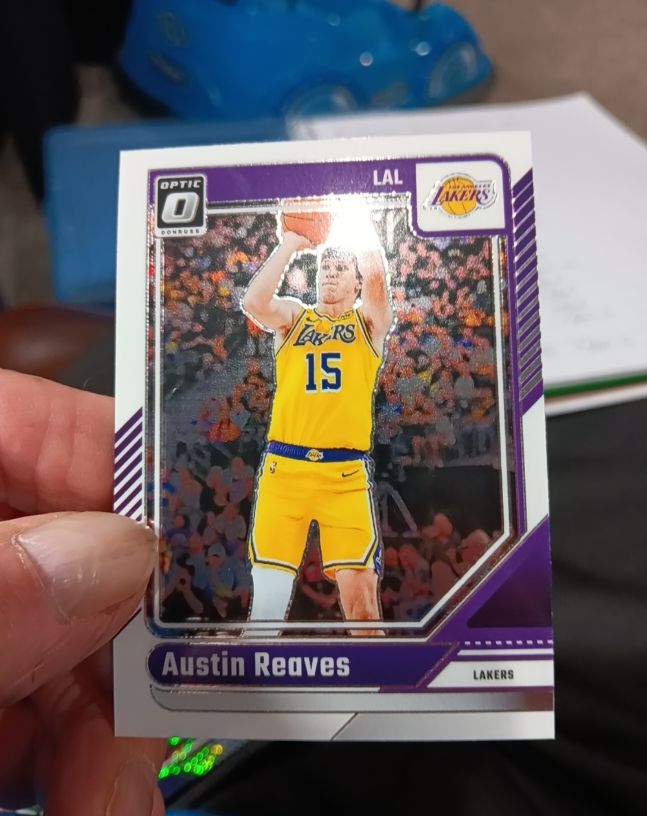 2024-25 Donruss Optic #140 Austin Reaves — front