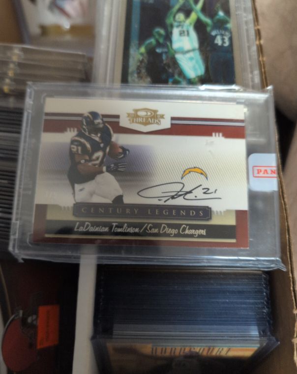 2007 Donruss Threads Century Legends #CL-21 LaDainian Tomlinson — front