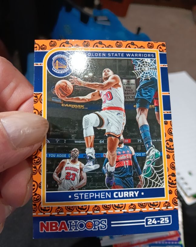2024-25 Panini Haunted Hoops #22 Stephen Curry — front