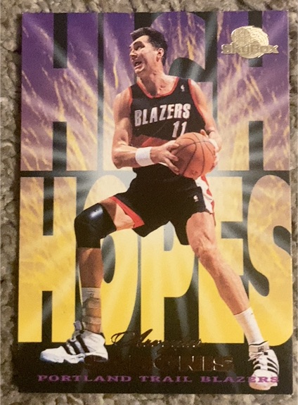 1995-96 SkyBox Premium #HH14 Arvydas Sabonis High Hopes — front