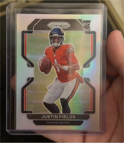 2021 Panini Prizm #334 Justin Fields — front