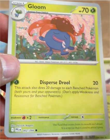 2023 Pokémon Phantasmal Flames #002 Gloom — front