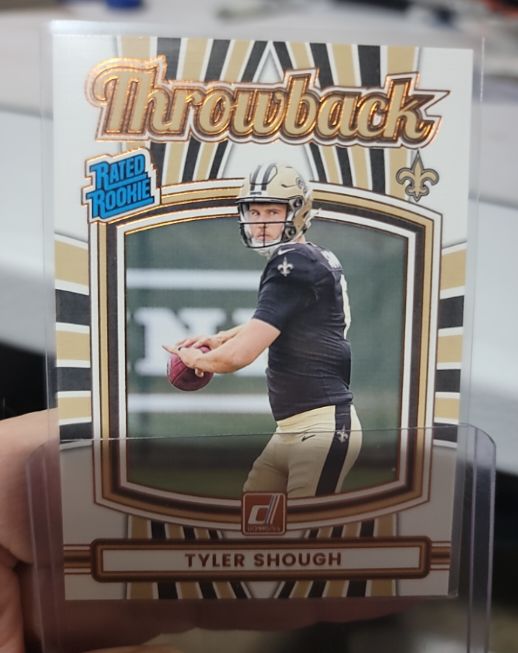 2025 Donruss #21 Tyler Shough Throwback Rated Rookie — front