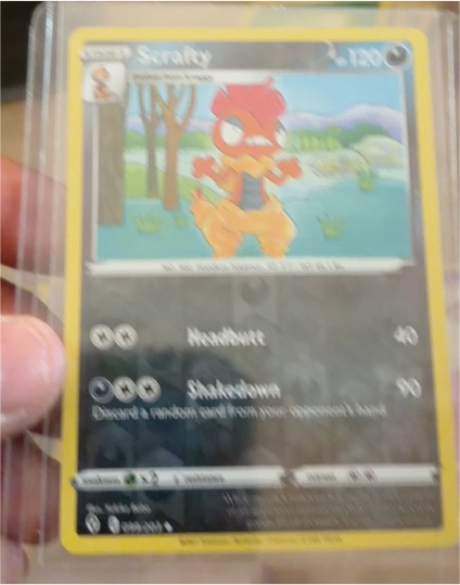 2021 Pokémon TCG SWSH07: Evolving Skies #099 Scrafty — front
